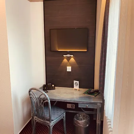 쿠미버트 피에세 3* 쾰른