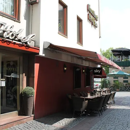 쿠미버트 피에세 3* 쾰른