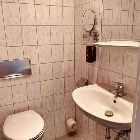 מלון Kunibert Der Fiese קלן