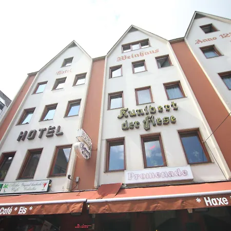 מלון Kunibert Der Fiese 3*