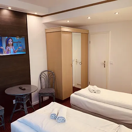 מלון Kunibert Der Fiese קלן