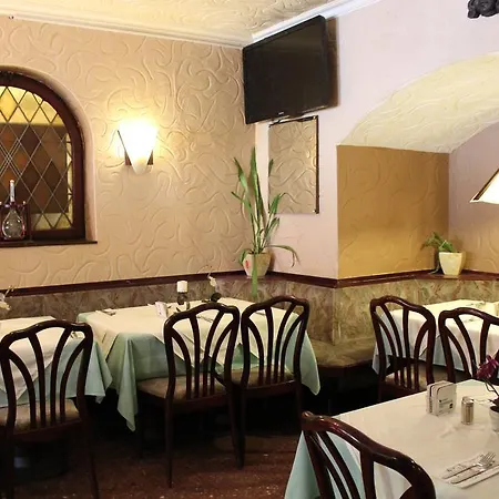 מלון Kunibert Der Fiese 3*