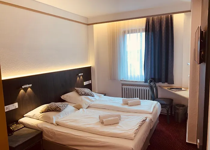 Kunibert Der Fiese Hotel