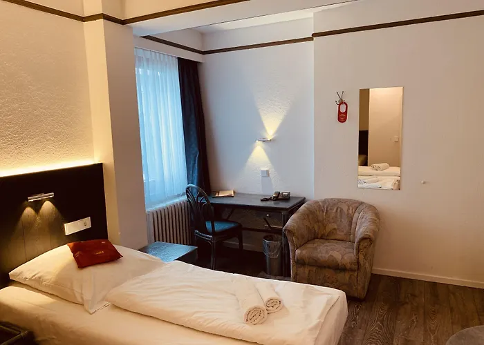 Kunibert Der Fiese Hotel