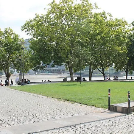 Kunibert Der Fiese 3* Keulen