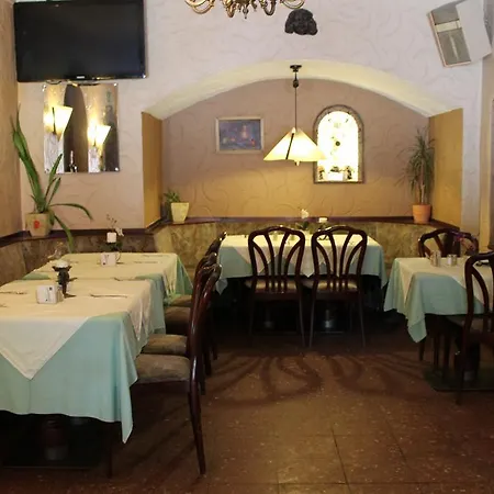 Kunibert Der Fiese - Superior Hotel Köln