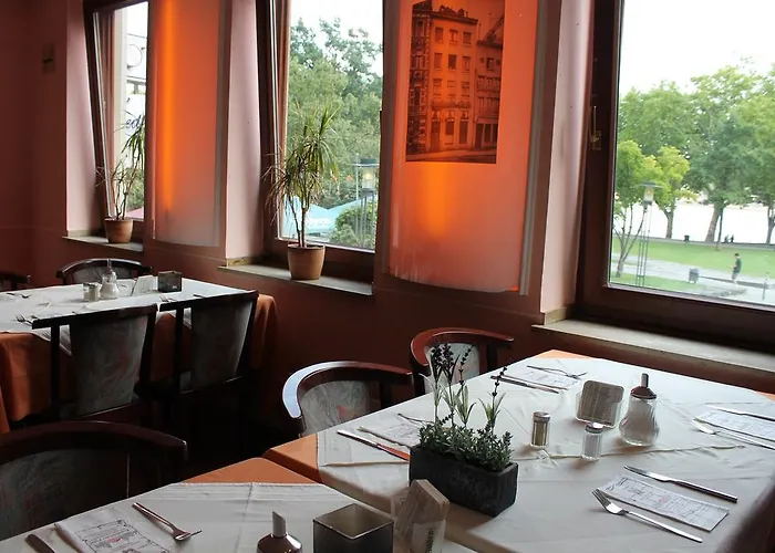 库尼博得菲丝高级酒店 酒店